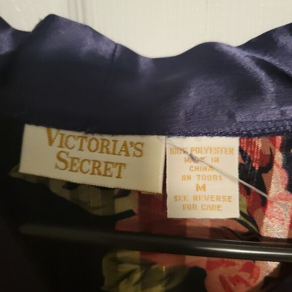 Victoria's Secret Gold Label Vintage Floral Satin Sleep Set Pajamas Size Medium - Picture 7 of 9
